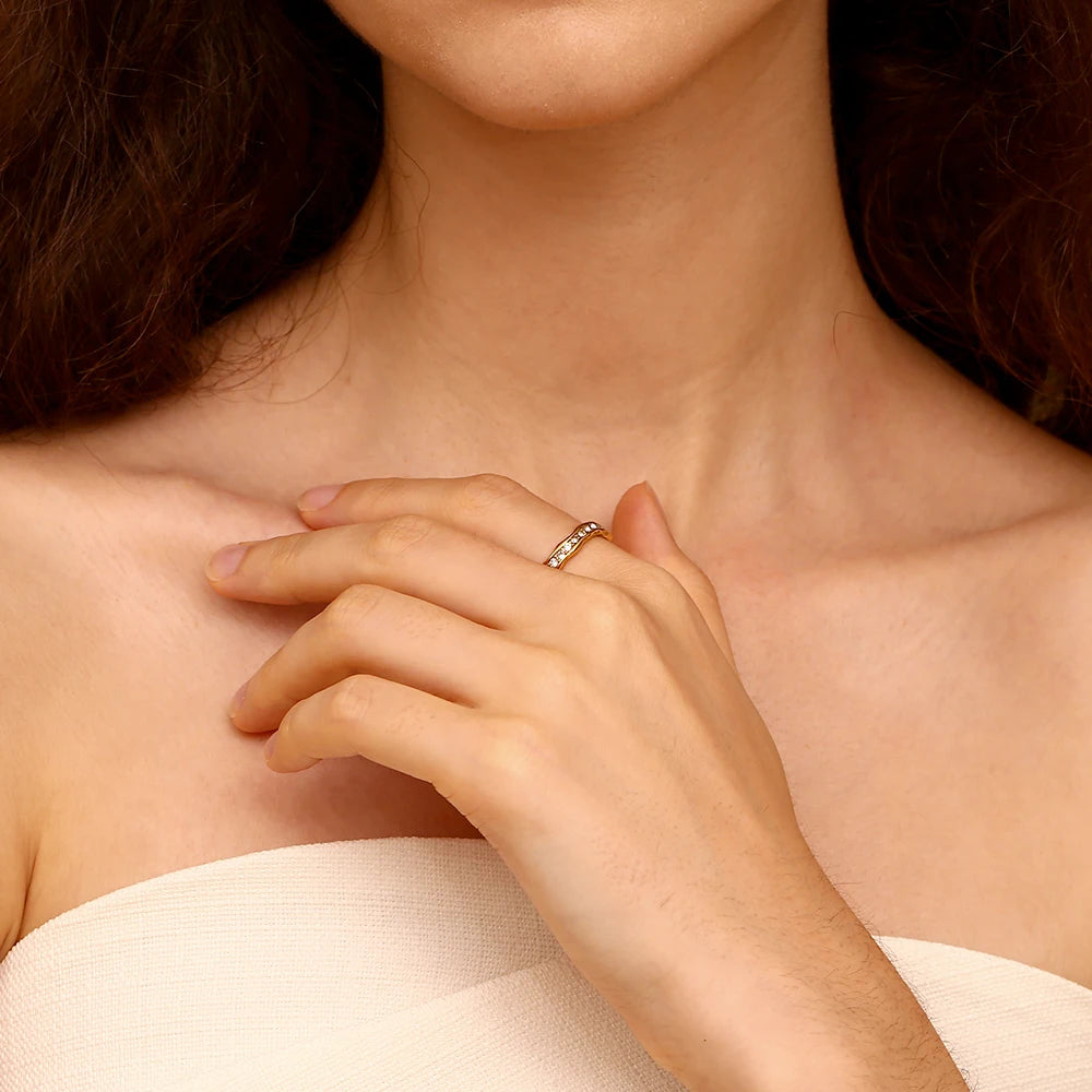 Classic Crystal Silver Ring
