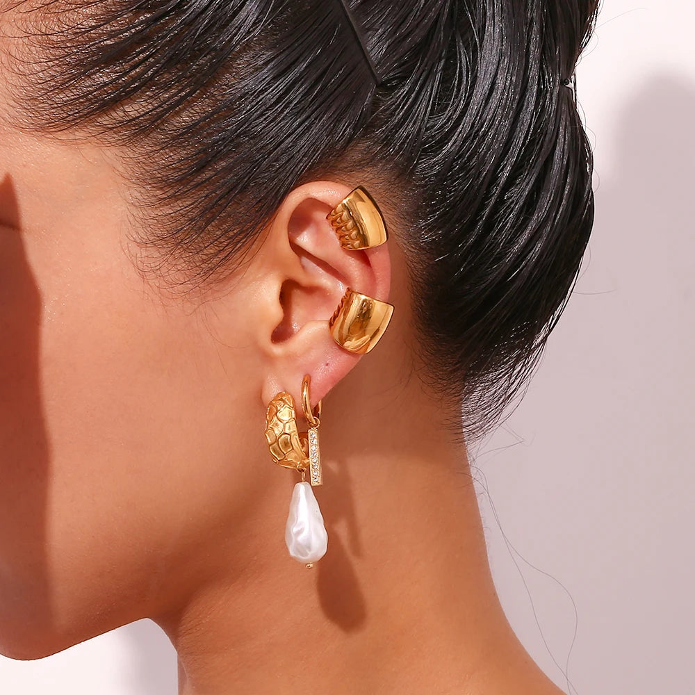 Classic Aurora Peral Earrings