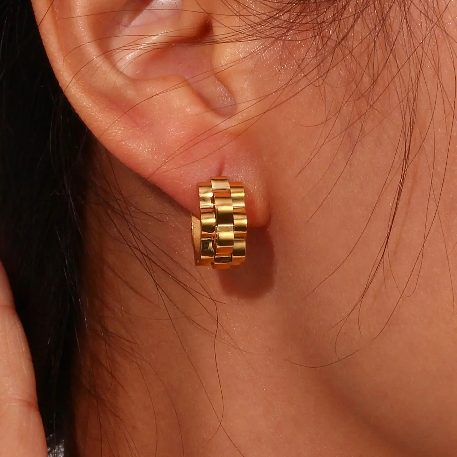 Amara Gold Hoop Earrings