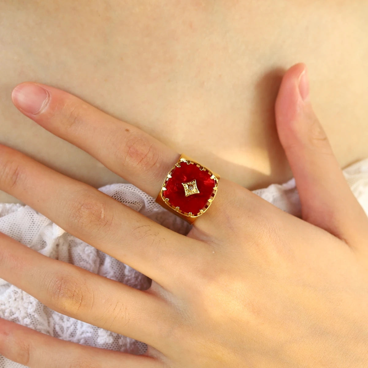 Scarlet Ring