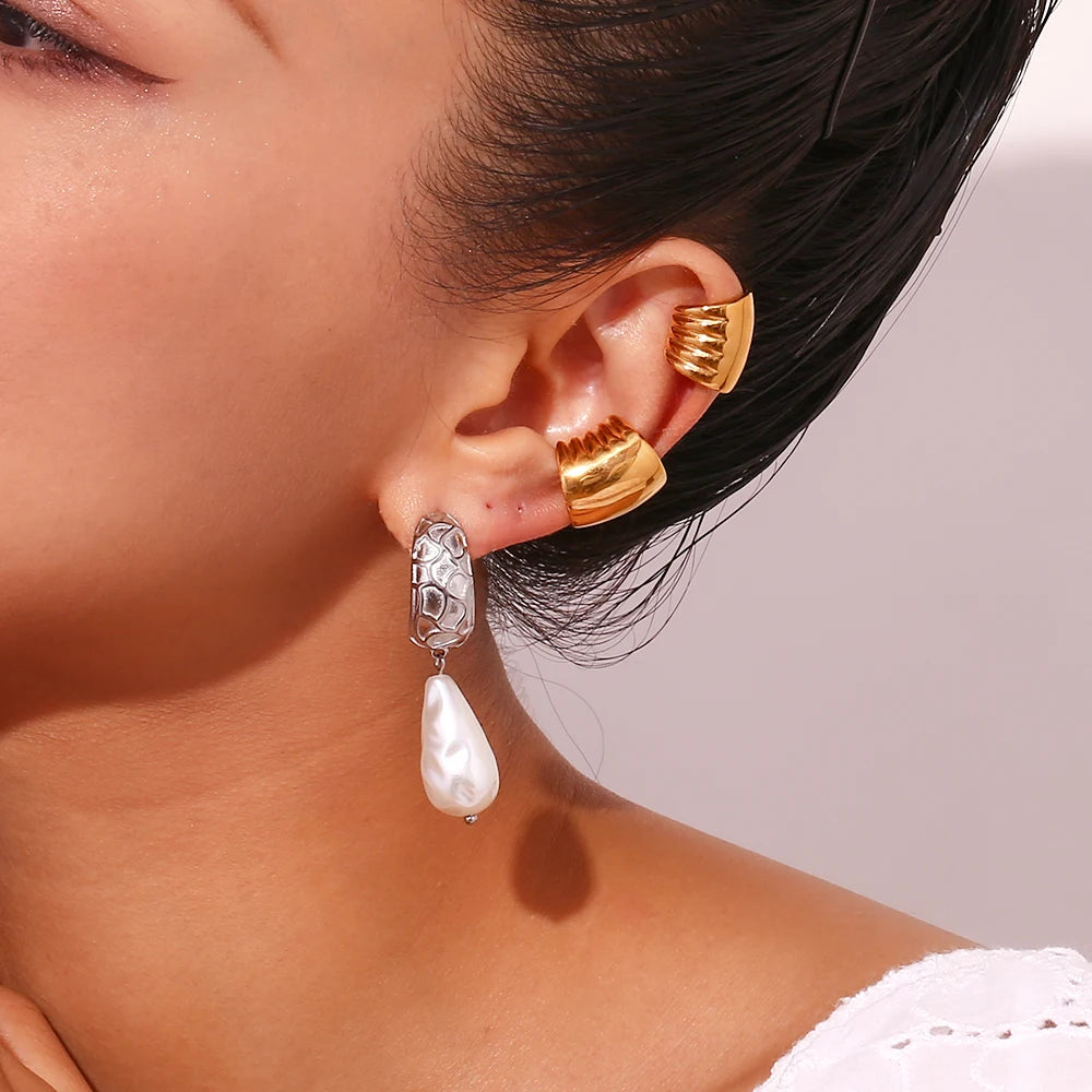 Classic Aurora Peral Earrings