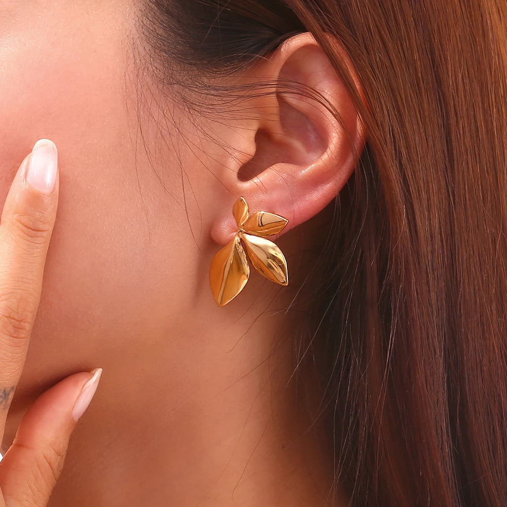 Foliage Golden Earrings