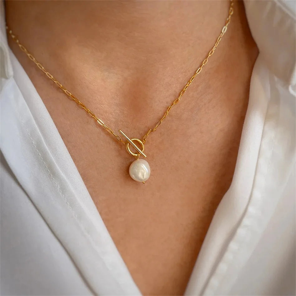 Gold Pearl Necklace